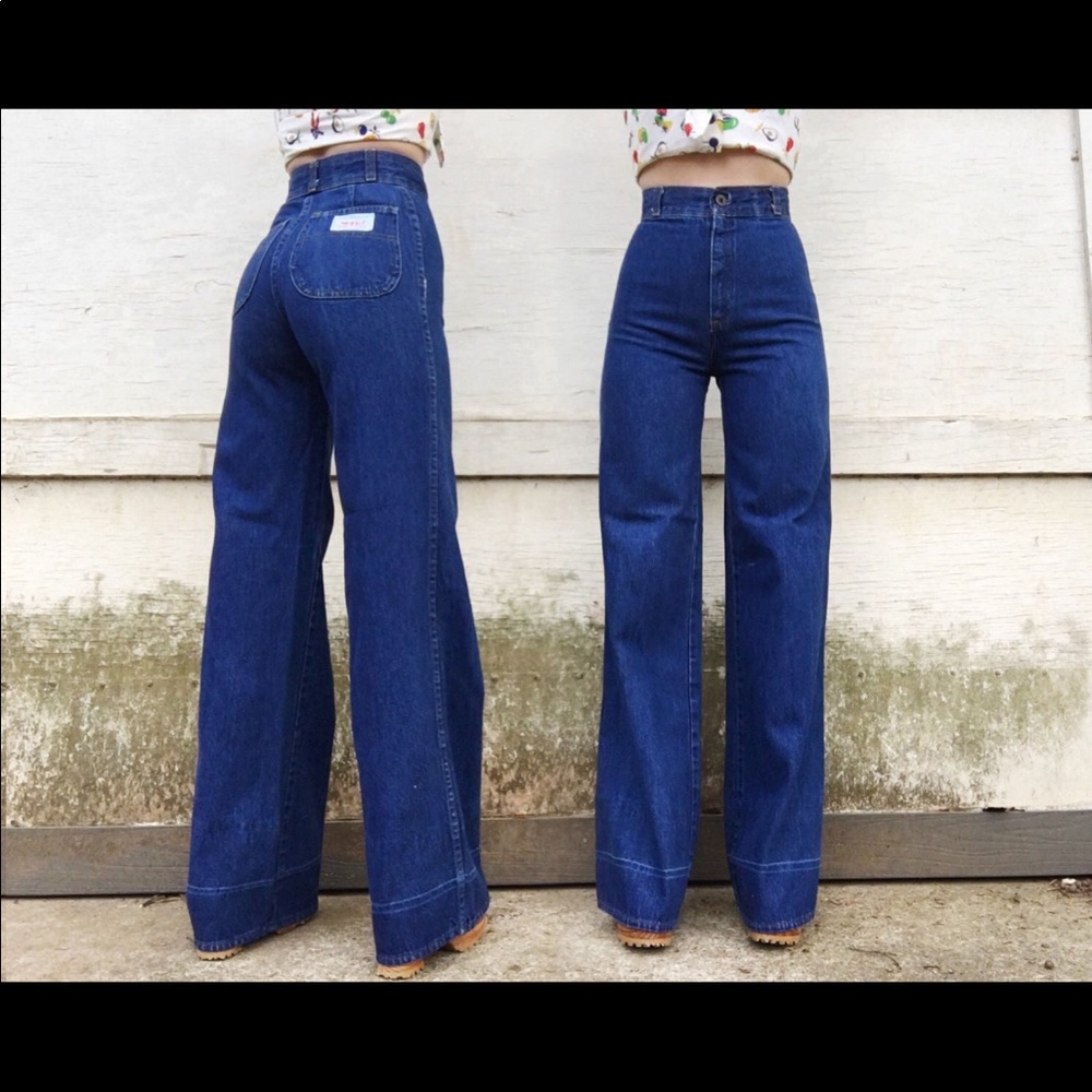 Vintage 70s Levi Strauss Bell Bottoms Jeans 22